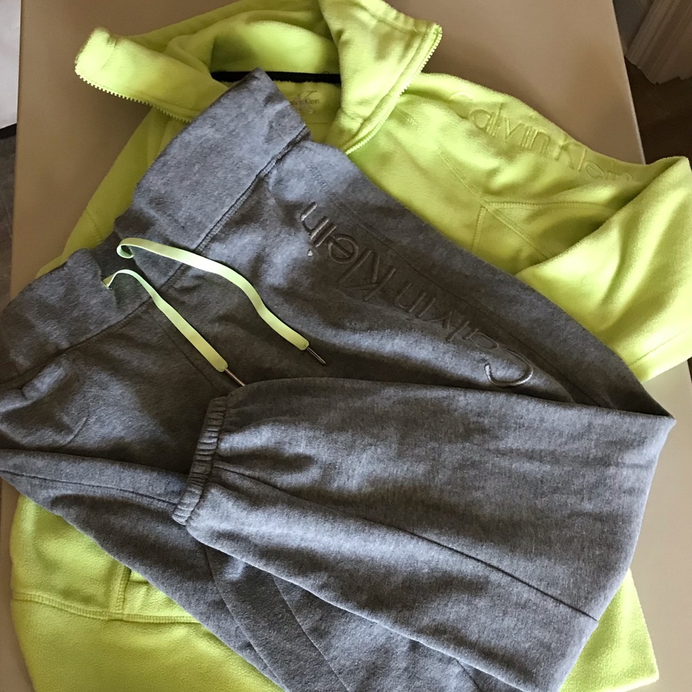 Calvin Klein Matching Sweatpants and Jacket Set